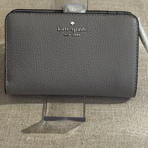 kate spade gray pebbled leather wallet with silver logo NWT